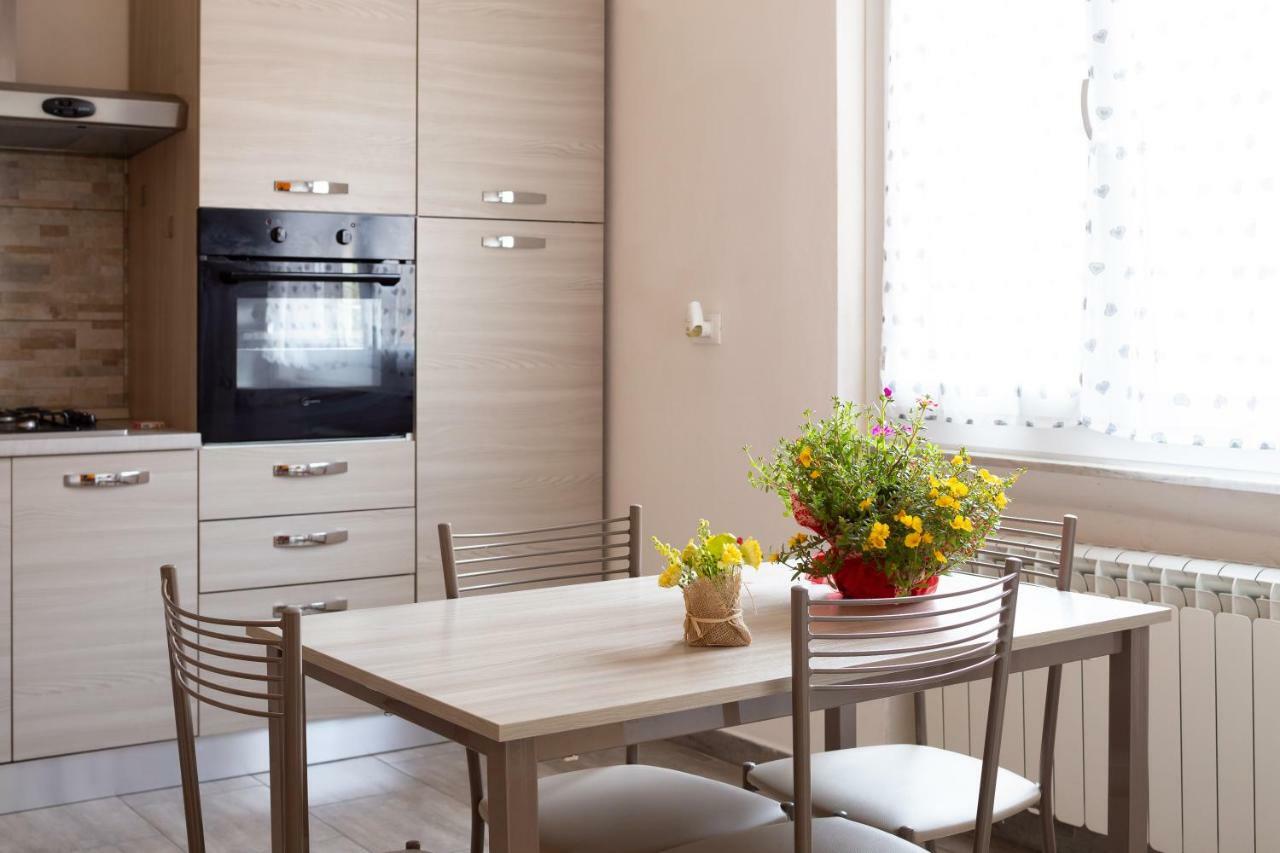 Apartmán Fellini By Luce Stellata Aulla Exteriér fotografie