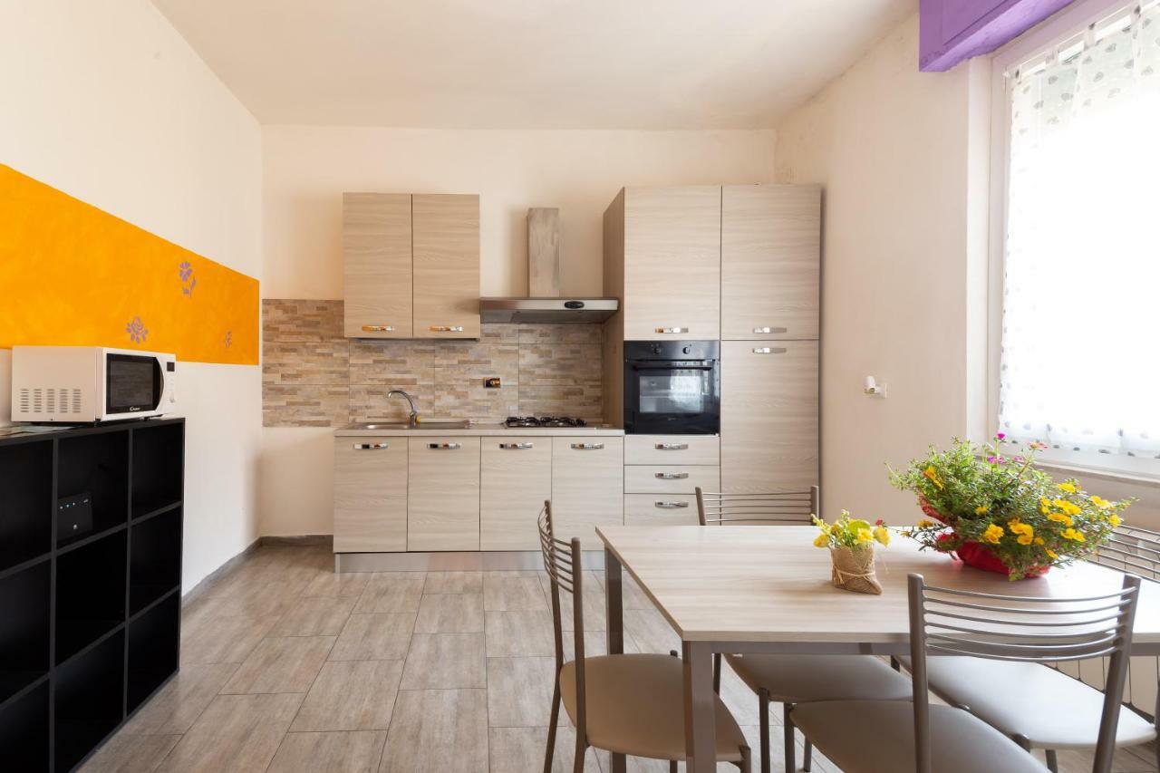 Apartmán Fellini By Luce Stellata Aulla Exteriér fotografie